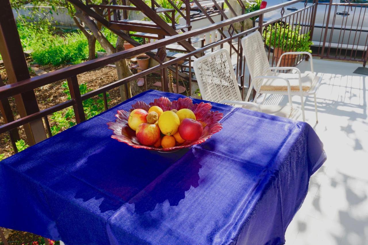 House Mariposa Hotel Trogir Bagian luar foto